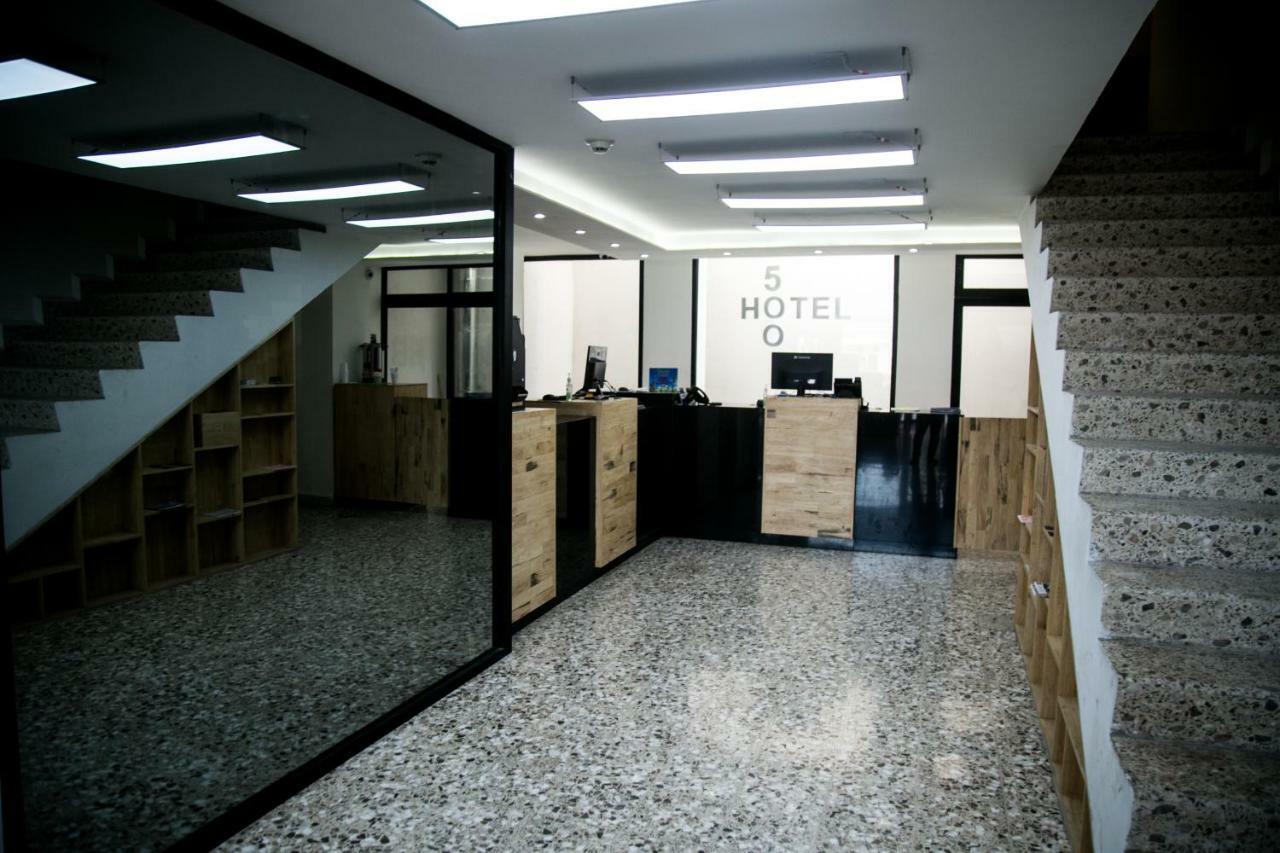 Booking 500 Monterrey Extérieur photo