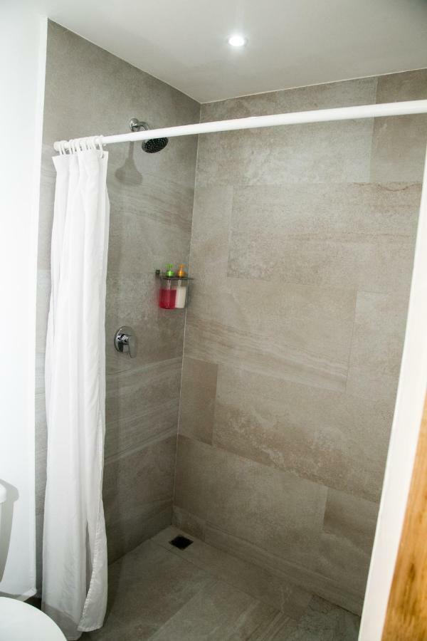 Booking 500 Monterrey Extérieur photo