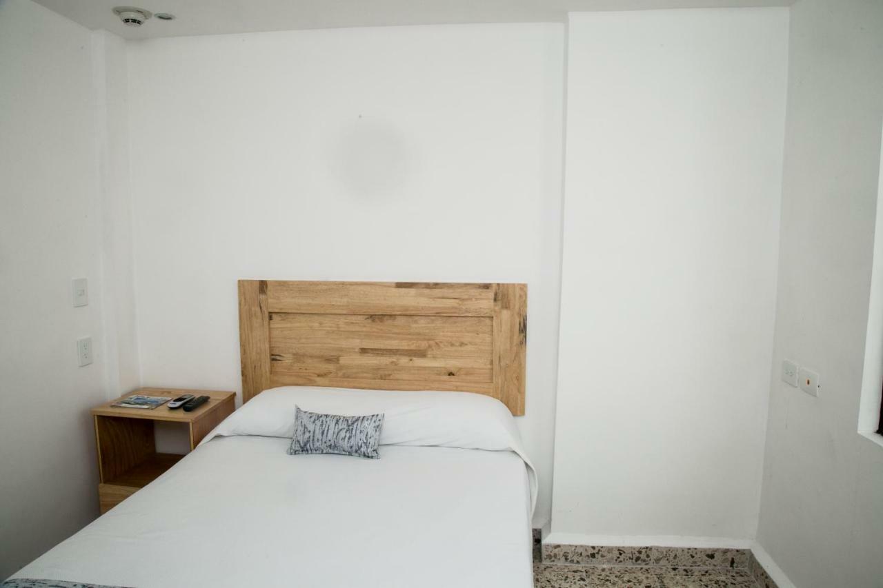 Booking 500 Monterrey Extérieur photo