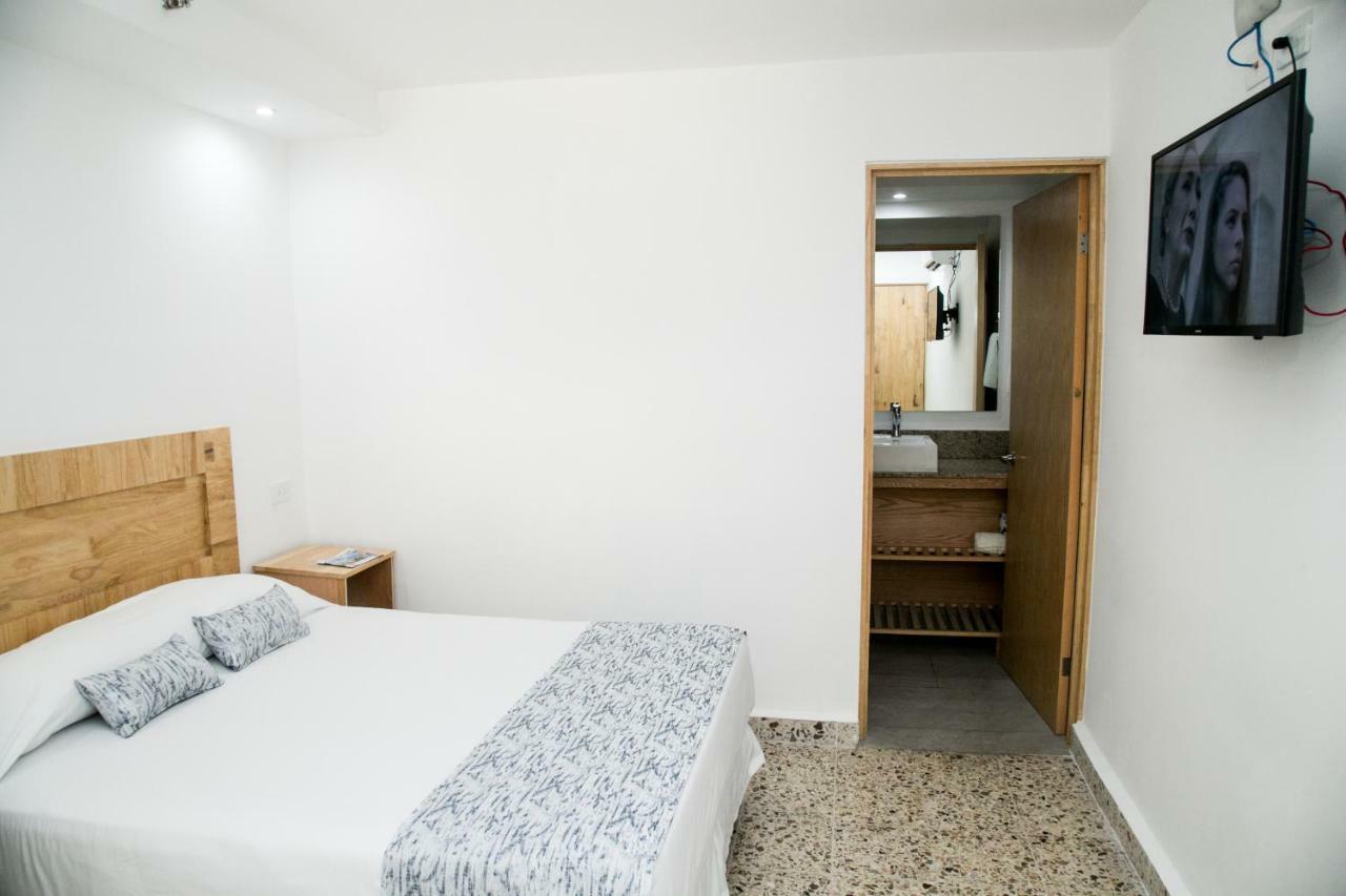 Booking 500 Monterrey Extérieur photo