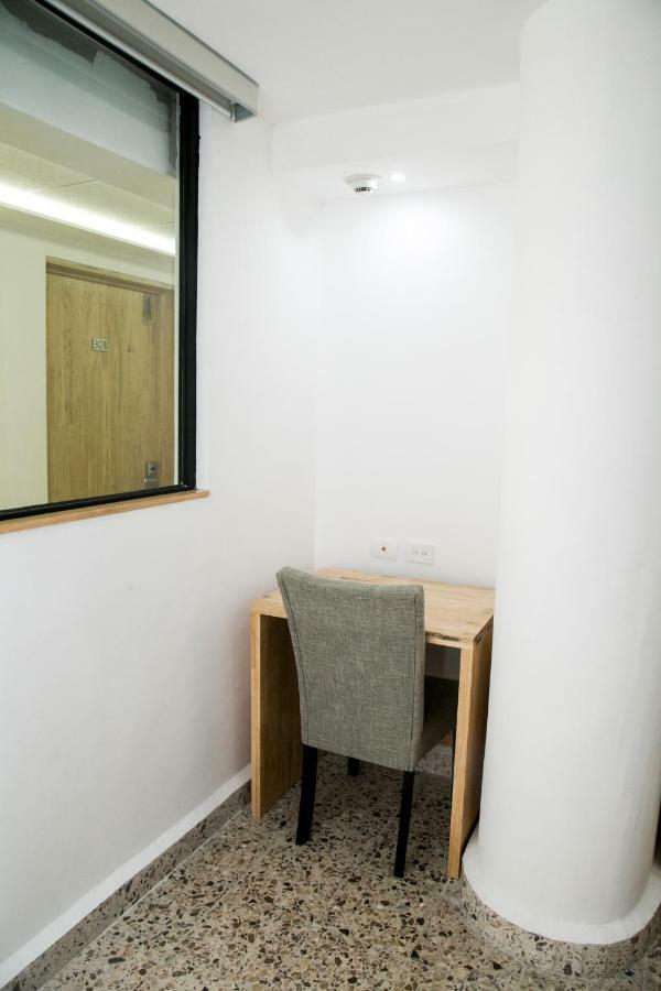 Booking 500 Monterrey Extérieur photo