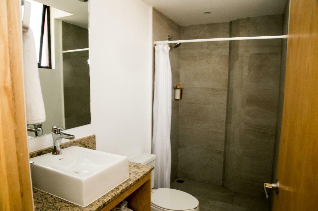 Booking 500 Monterrey Extérieur photo