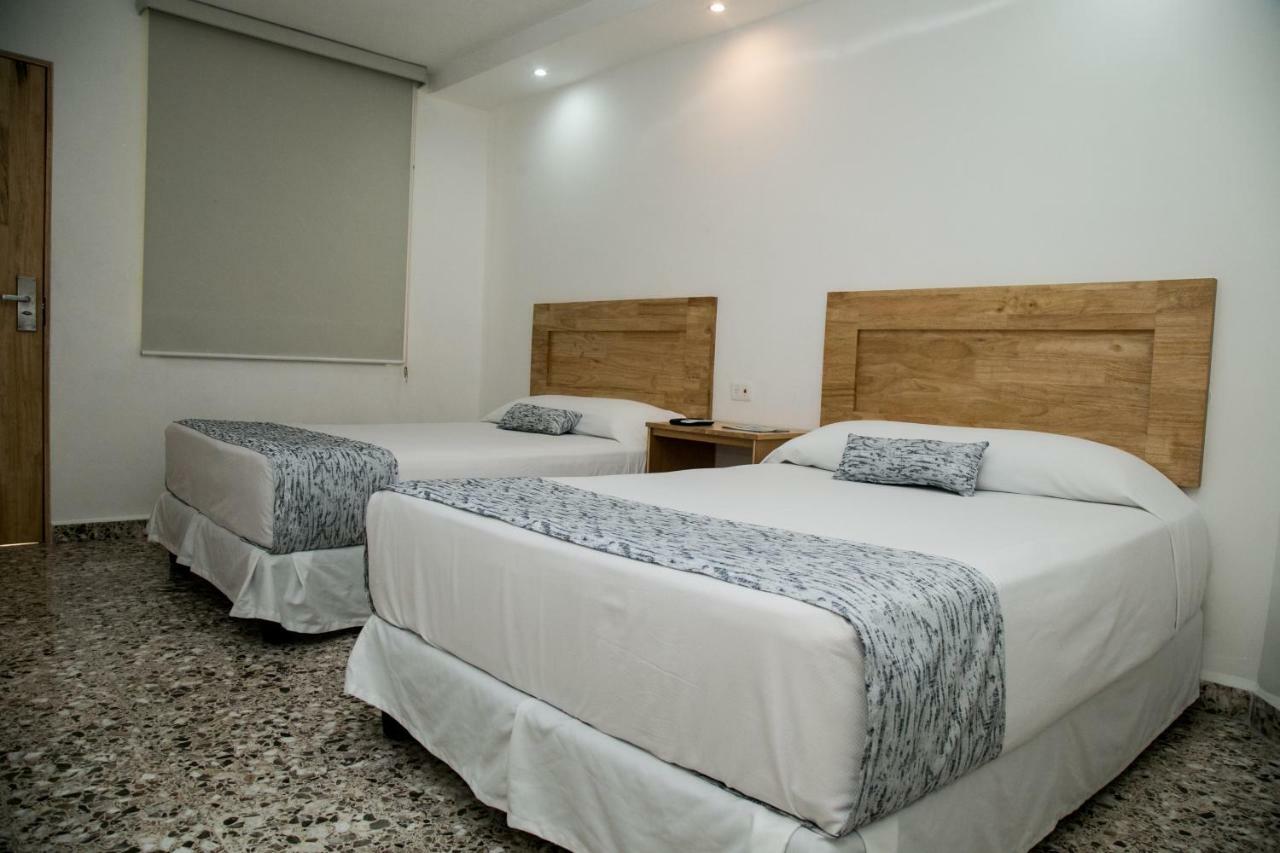 Booking 500 Monterrey Extérieur photo