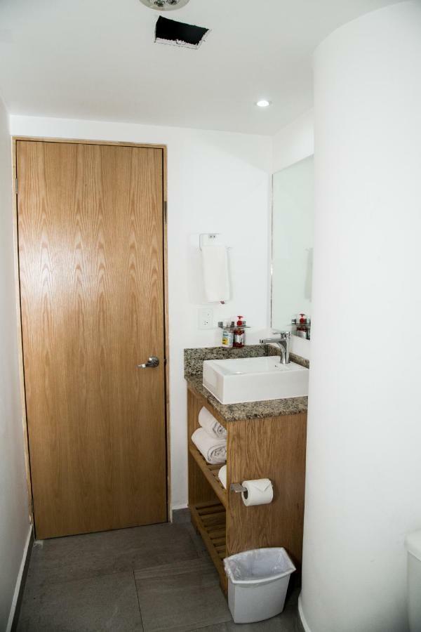 Booking 500 Monterrey Extérieur photo